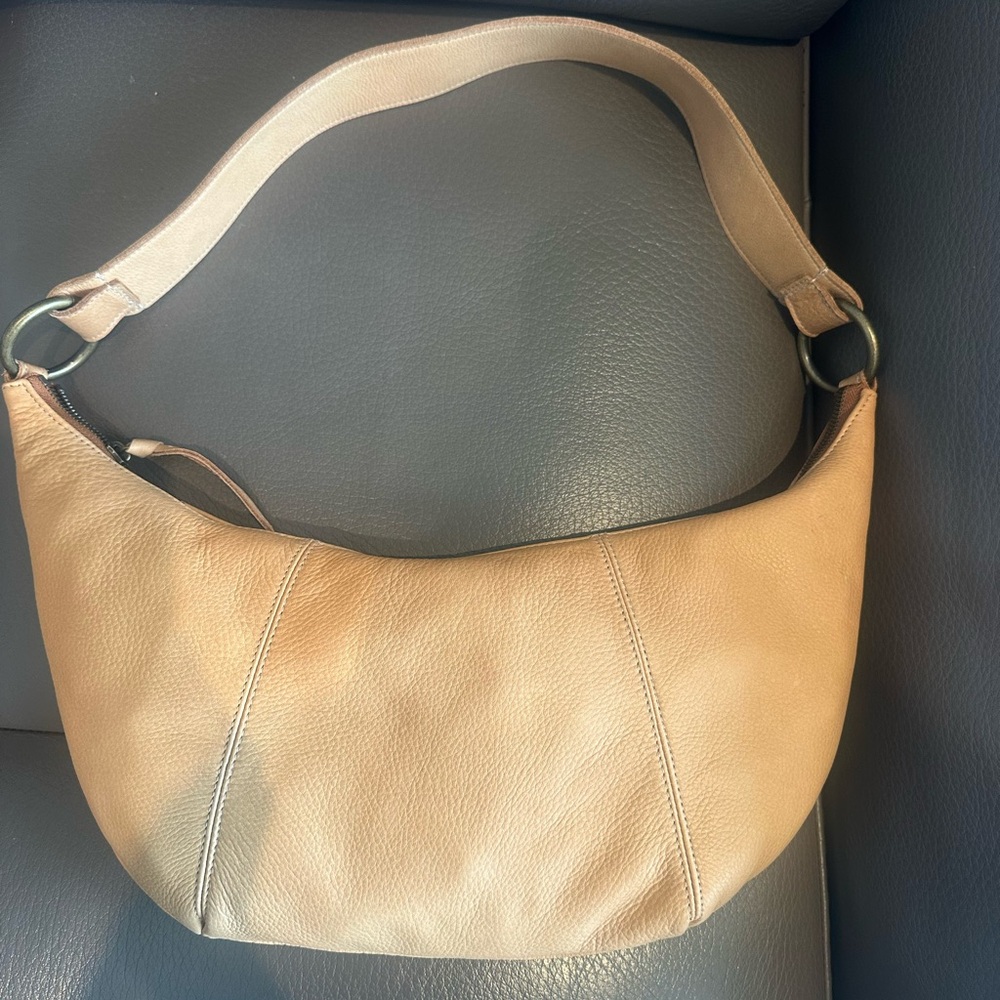 Fabulous New Camel Andi Shoulder Leather Bag $325 retail .30% off price offered